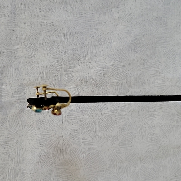 Vintage Multistone Screwback Earrings - Picture 2 of 5